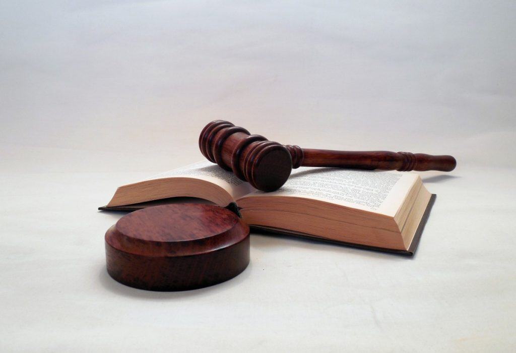 hammer_court_judge_justice_law_clause_right_regulation-641052