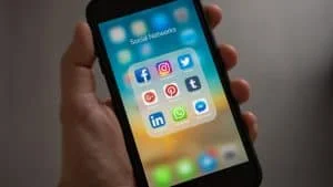 cell-phone-e1546611285586