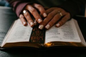 Sola Scriptura: Biblical Truth for Every Christian 10 Sola Scriptura: Biblical Truth for Every Christian 10