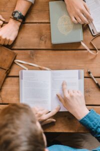 Biblical Discipleship in a Digital Age 10 Biblical Discipleship in a Digital Age 10